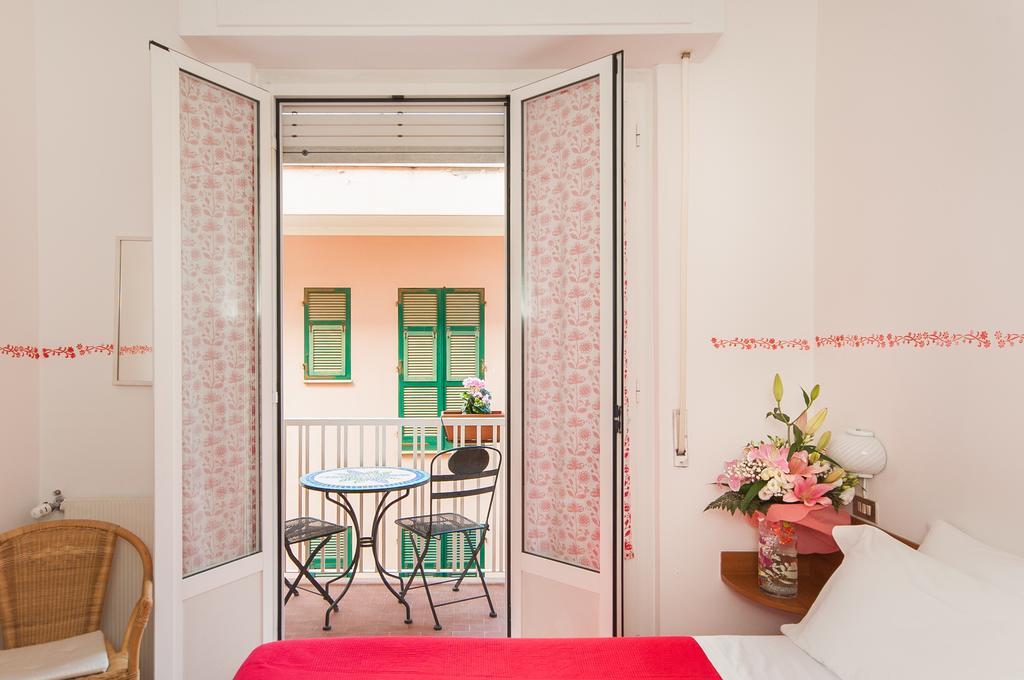 ספוטורנו Hotel Giongo מראה חיצוני תמונה