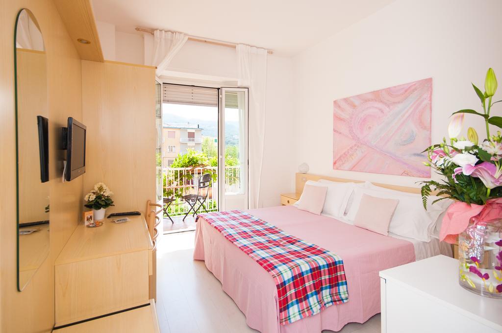 ספוטורנו Hotel Giongo מראה חיצוני תמונה